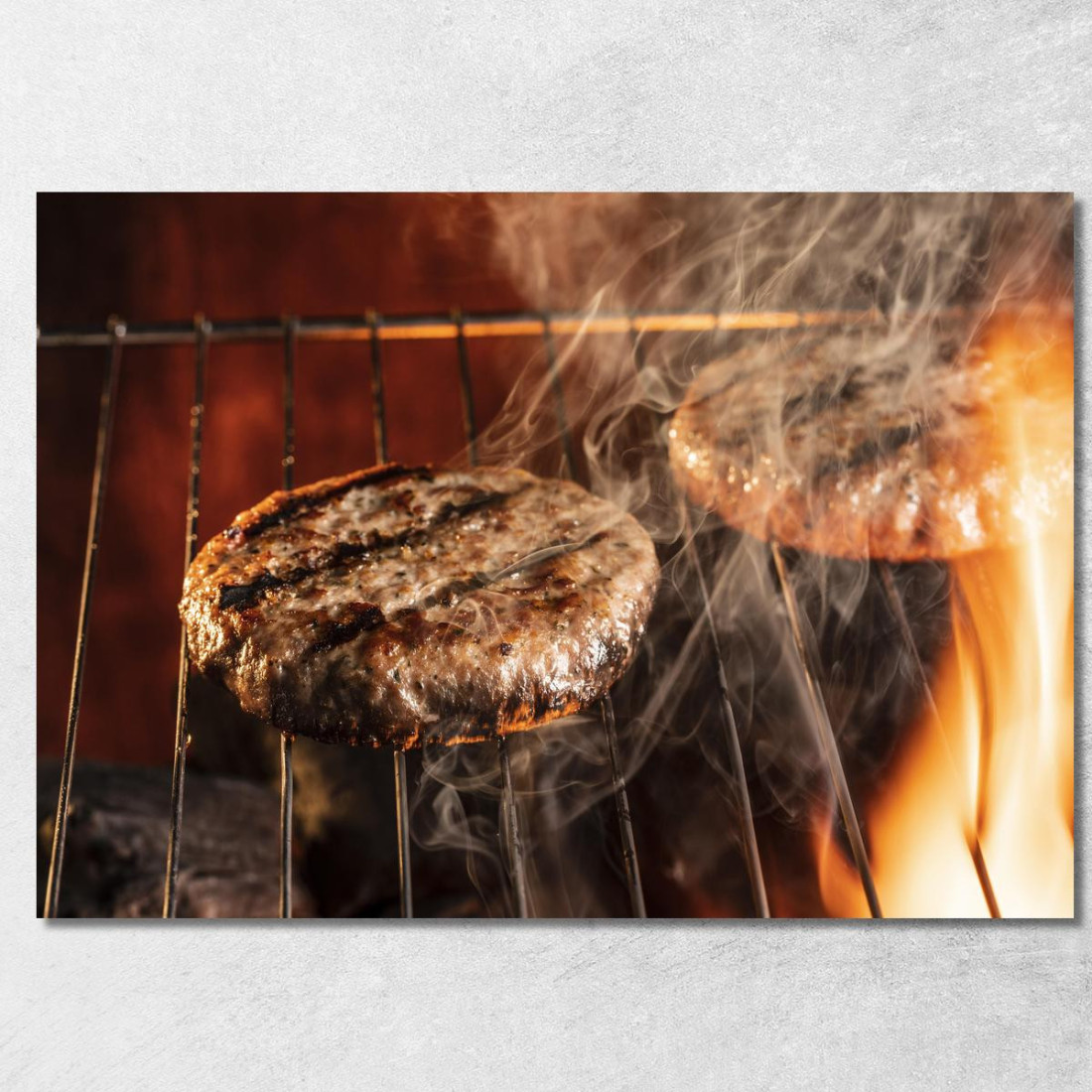 Quadro Moderno Hamburger Di Manzo Alla Griglia Con Fumo E Fiamme foo63 quadro stampato su tela