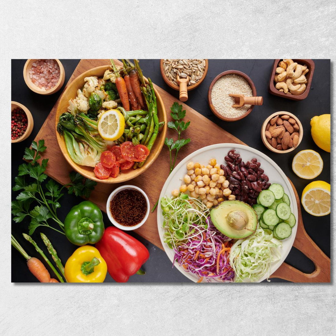 Quadro Moderno Piatto Vegetariano Con Verdure Fresche Legumi E Frutta Secca foo92 quadro stampato su tela