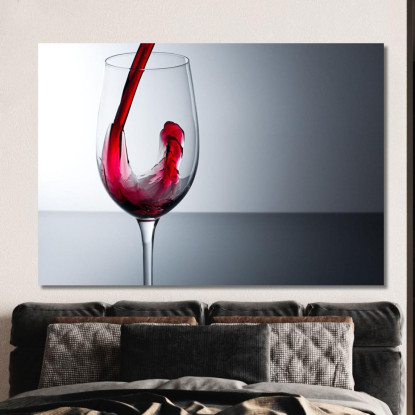 Quadro Moderno Vino Rosso Che Viene Versato In Un Bicchiere Su Sfondo Chiaro foo120 quadro stampato su tela