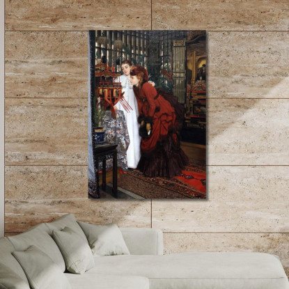 Giovane Donna Che Esamina Oggetti Giapponesi James Tissot jts159 quadro stampato su tela