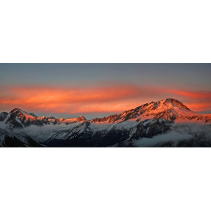 Quadro Montagne Catena Montuosa Innevata Al Tramonto Con Nuvole Arancioni Luminose mow28 quadro stampato su tela